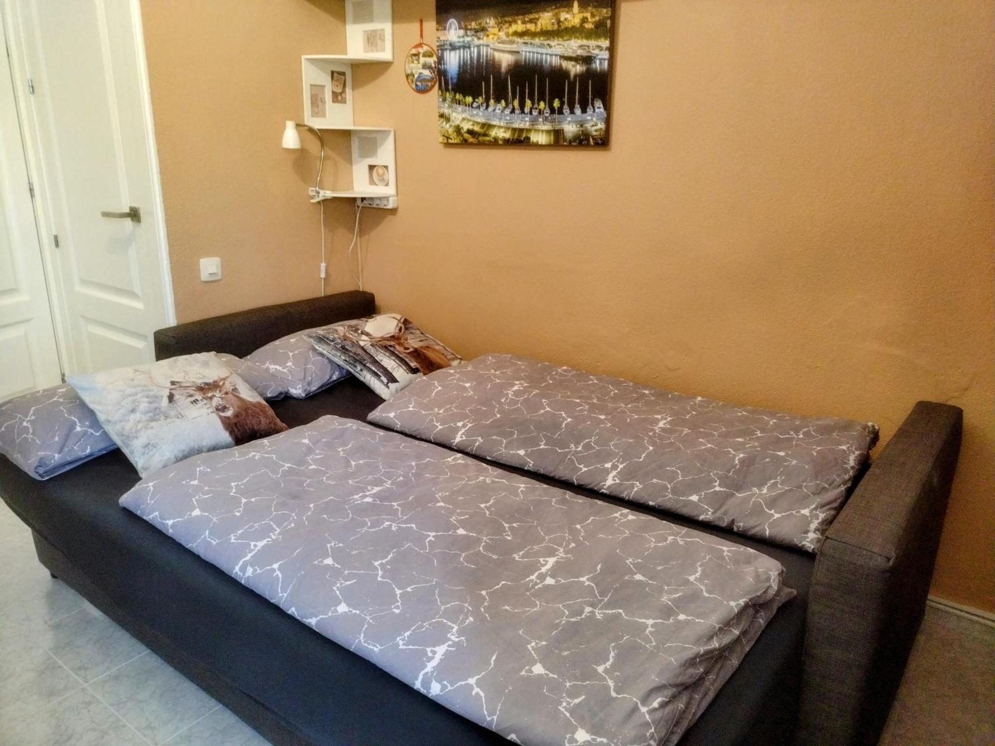 Helena Apartment *
